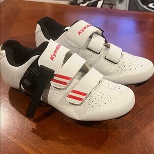 Womens White Cycling Shoes (359)